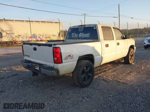 2007 Chevrolet Silverado 1500 LS с VIN 2GCEK13VX71133571, выставлен на аукционе IAAI как лот 42740498 с пробегом 241 570 миль миль и . История ставок и продаж доступна на DreamBid. Изображение 4.