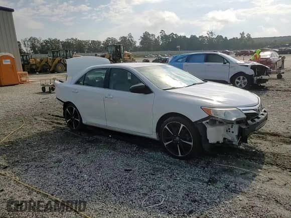 2014 Toyota Camry L с VIN 4T1BF1FK9EU387259, выставлен на аукционе Copart как лот 71438005 с пробегом 147 194 миль миль и Списание • Salvage title. История ставок и продаж доступна на DreamBid. Изображение 13.