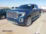 2021 GMC Sierra 1500 Denali z VIN 1GTU9FED7MZ243392, wystawiony jako IAAI lot #42455028 z przebiegiem 63 262 mil mil oraz . Historia ofert i sprzedaży dostępna na DreamBid. Obrazek 2.