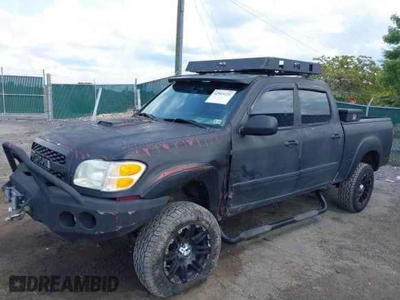 2004 Toyota Tundra Limited с VIN 5TBDT48114S462270, выставлен на аукционе IAAI как лот 42993125 с пробегом 141 004 миль миль и . История ставок и продаж доступна на DreamBid. Изображение 17.