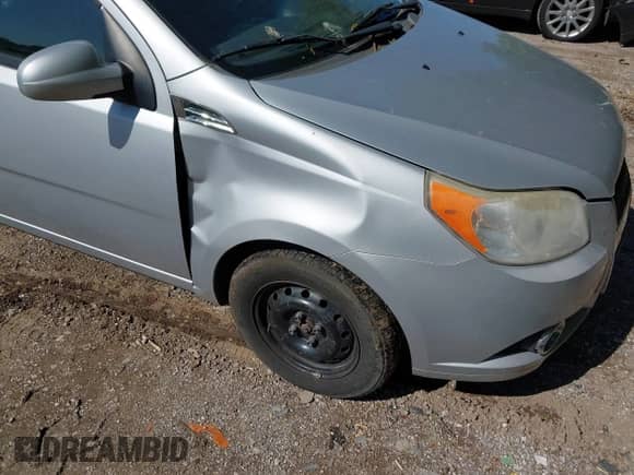 2010 Chevrolet Aveo 2LT with VIN KL1TG6DE2AB113141, listed as a IAAI auction lot 42302625 with 169,450 mi miles and . Bid and sale history available at DreamBid. Image 13.