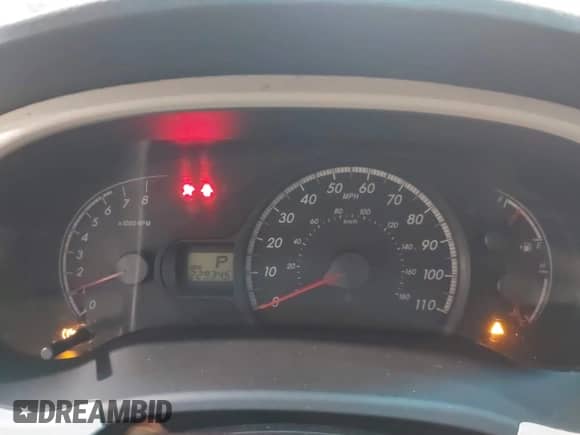 2011 Toyota Sienna LE AAS with VIN 5TDKK3DCXBS121031, listed as a IAAI auction lot 42531488 with 231,860 mi miles and . Bid and sale history available at DreamBid. Image 7.