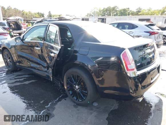 2014 Chrysler 300 с VIN 2C3CCARG0EH358300, выставлен на аукционе IAAI как лот 42898242 с пробегом 106 миль миль и . История ставок и продаж доступна на DreamBid. Изображение 3.