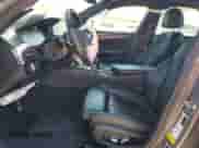 2022 BMW 5 Series 540i xDrive z VIN WBA73BJ01NWX68037, wystawiony jako Copart lot #71298785 z przebiegiem Nie podano mil oraz Szkoda całkowita • Salvage title. Historia ofert i sprzedaży dostępna na DreamBid. Obrazek 7.