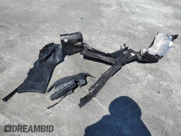 2023 Jeep Grand Cherokee Laredo z VIN 1C4RJJAG5P8714420, wystawiony jako Copart lot #70861845 z przebiegiem 31 226 mil mil oraz Szkoda całkowita • Salvage title. Historia ofert i sprzedaży dostępna na DreamBid. Obrazek 13.