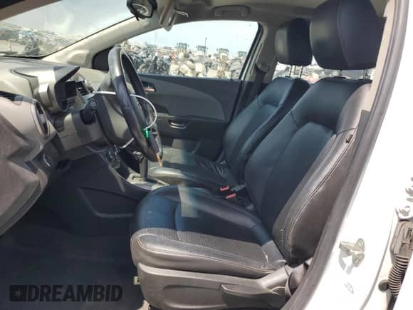 2015 Chevrolet Sonic LTZ with VIN 1G1JE6SB4F4122636, listed as a Copart auction lot 70532155 with 86,341 mi miles and Salvage title. Bid and sale history available at DreamBid. Image 7.