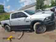 2017 Ram 1500 Rebel z VIN 1C6RR7YT2HS803629, wystawiony jako IAAI lot #42914264 z przebiegiem 76 836 mil mil oraz . Historia ofert i sprzedaży dostępna na DreamBid. Obrazek 13.