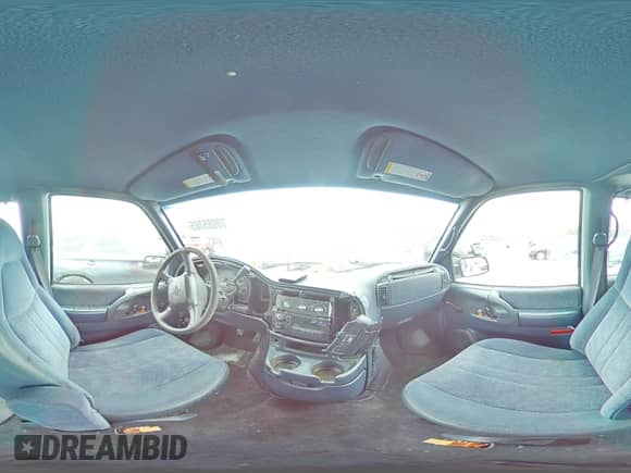 2000 Chevrolet Astro с VIN 1GNDM19W9YB135987, выставлен на аукционе Copart как лот 70085365 с пробегом 133 758 миль миль и Списание • Salvage title. История ставок и продаж доступна на DreamBid. Изображение 15.