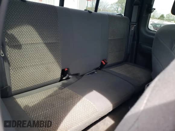 2003 Ford F-150 XL с VIN 1FTRX08L83KC57367, выставлен на аукционе Copart как лот 54255605 с пробегом 259 762 миль миль и Списание • Salvage title. История ставок и продаж доступна на DreamBid. Изображение 10.