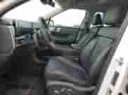 2024 Hyundai Santa Fe Limited с VIN 5NMP44GL6RH057990, выставлен на аукционе Copart как лот 71924355 с пробегом 22 878 миль миль и Списание • Salvage title. История ставок и продаж доступна на DreamBid. Изображение 7.