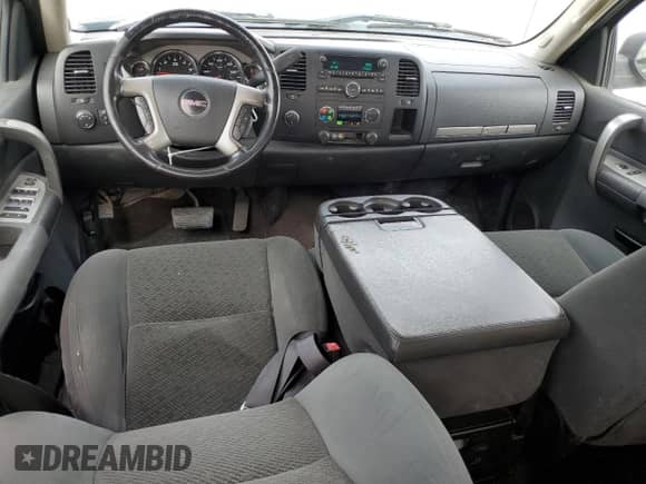 2008 GMC Sierra 1500 SLT with VIN 1GTEK19J58Z277364, listed as a Copart auction lot 60986155 with 259,400 mi miles and Salvage title. Bid and sale history available at DreamBid. Image 8.