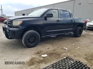 2010 Toyota Tundra с VIN 5TFDW5F13AX154269, выставлен на аукционе Copart как лот 70177765 с пробегом 218 003 миль миль и Списание • Salvage title. История ставок и продаж доступна на DreamBid. Изображение 1.