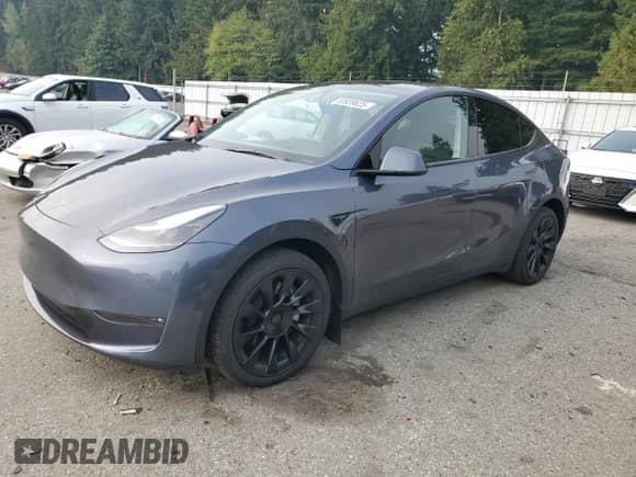 2023 Tesla Model Y Long Range с VIN 7SAYGDEE7PF883586, выставлен на аукционе Copart как лот 83939625 с пробегом 33 295 миль миль и Списание • Salvage title. История ставок и продаж доступна на DreamBid. Изображение 1.