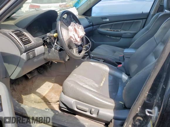 2005 Honda Accord with VIN JHMCN365X5C002023, listed as a Copart auction lot 67436395 with 215,615 mi miles and Salvage title. Bid and sale history available at DreamBid. Image 7.