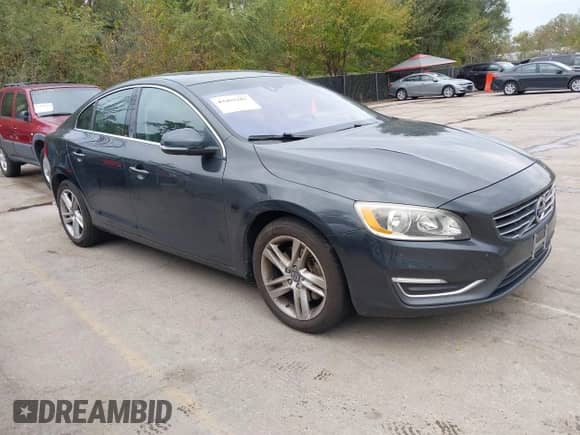 2015 Volvo S60 T5 Premier с VIN YV1612TBXF1309990, выставлен на аукционе IAAI как лот 43453287 с пробегом 135 089 миль миль и . История ставок и продаж доступна на DreamBid. Изображение 1.