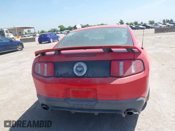 2012 Ford Mustang GT Premium with VIN 1ZVBP8CF5C5216031, listed as a IAAI auction lot 42880817 with 127,381 mi miles and . Bid and sale history available at DreamBid. Image 16.