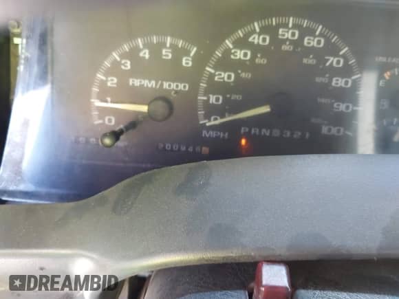 1998 Chevrolet Silverado 2500 с VIN 1GCGK24R0WZ198273, выставлен на аукционе IAAI как лот 42064260 с пробегом 200 948 миль миль и . История ставок и продаж доступна на DreamBid. Изображение 7.