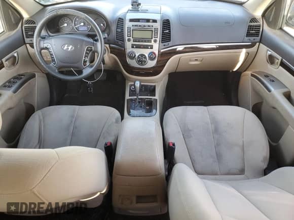 2010 Hyundai Santa Fe GLS with VIN 5NMSG3AB2AH401380, listed as a Copart auction lot 81982575 with 141,938 mi miles and Clean title. Bid and sale history available at DreamBid. Image 8.