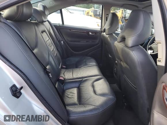 2006 Volvo S60 2.5L Turbo с VIN YV1RS592662557005, выставлен на аукционе Copart как лот 70754265 с пробегом 146 974 миль миль и Списание • Salvage title. История ставок и продаж доступна на DreamBid. Изображение 10.