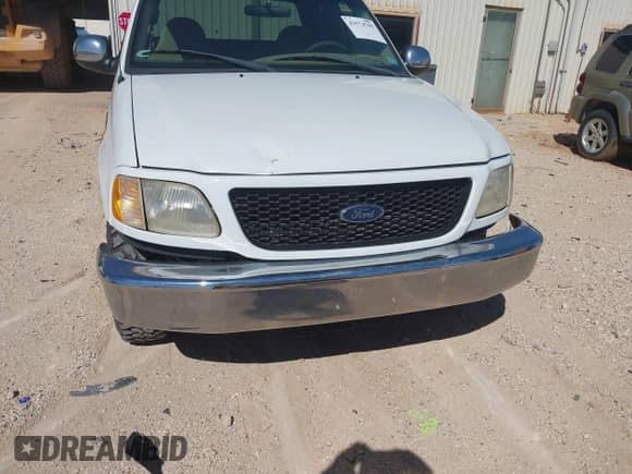 2000 Ford F-150 XL с VIN 1FTRX17W0YNB62938, выставлен на аукционе IAAI как лот 43574795 с пробегом Не указан миль и . История ставок и продаж доступна на DreamBid. Изображение 6.