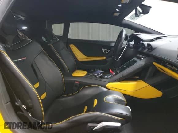2020 Lamborghini Huracan с VIN ZHWUF5ZF1LLA15429, выставлен на аукционе Copart как лот 84735034 с пробегом 30 209 миль миль и Списание • Salvage title. История ставок и продаж доступна на DreamBid. Изображение 10.