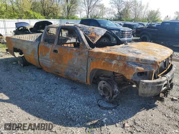 1998 Dodge RAM with VIN 3B7KF22W7WG164757, listed as a Copart auction lot 55819045 with Not provided miles and Non repairable. Bid and sale history available at DreamBid. Image 4.