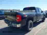 2007 Chevrolet Silverado 1500 1LT с VIN 1GCEK19C57Z517013, выставлен на аукционе IAAI как лот 42222836 с пробегом 169 613 миль миль и . История ставок и продаж доступна на DreamBid. Изображение 4.