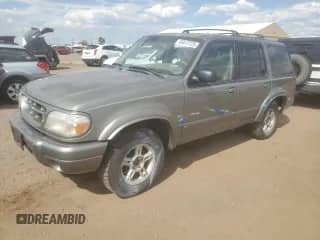 2000 Ford Explorer with VIN 1FMDU85P5YZC39251, listed as a Copart auction lot 65672725 with 184,505 mi miles and Clean title. Bid and sale history available at DreamBid. Image 1.