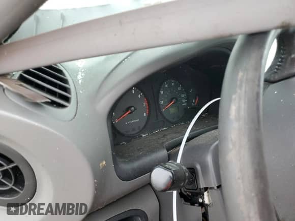 2003 Hyundai Santa Fe GLS с VIN KM8SC73D03U458797, выставлен на аукционе Copart как лот 69877294 с пробегом Не указан миль и Списание • Salvage title. История ставок и продаж доступна на DreamBid. Изображение 9.