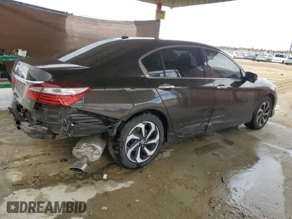 2017 Honda Accord EX-L with VIN 1HGCR3F05HA033353, listed as a Copart auction lot 49197585 with 121,113 mi miles and Salvage title. Bid and sale history available at DreamBid. Image 3.