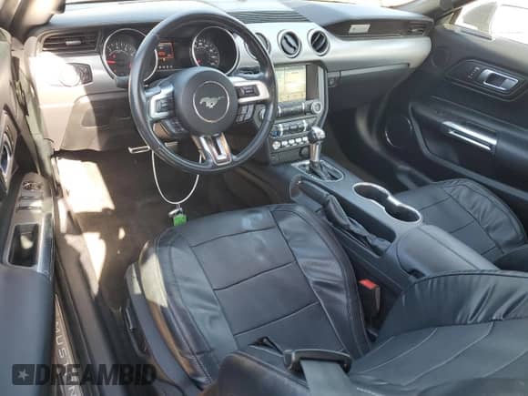 2018 Ford Mustang GT Premium z VIN 1FATP8FF8J5143131, wystawiony jako Copart lot #69459065 z przebiegiem 75 773 mil mil oraz Szkoda całkowita • Salvage title. Historia ofert i sprzedaży dostępna na DreamBid. Obrazek 8.