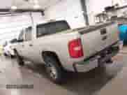 2007 Chevrolet Silverado 1500 1LT z VIN 2GCEK13M671528449, wystawiony jako IAAI lot #42637751 z przebiegiem 280 683 mil mil oraz . Historia ofert i sprzedaży dostępna na DreamBid. Obrazek 14.