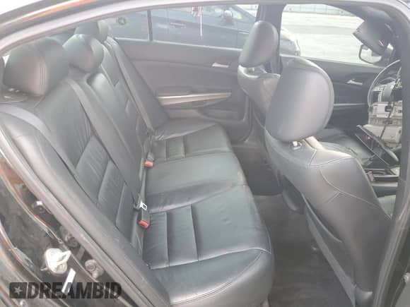 2010 Honda Accord EX-L с VIN 1HGCP2F81AA119240, выставлен на аукционе Copart как лот 69463115 с пробегом 175 262 миль миль и Списание • Salvage title. История ставок и продаж доступна на DreamBid. Изображение 10.