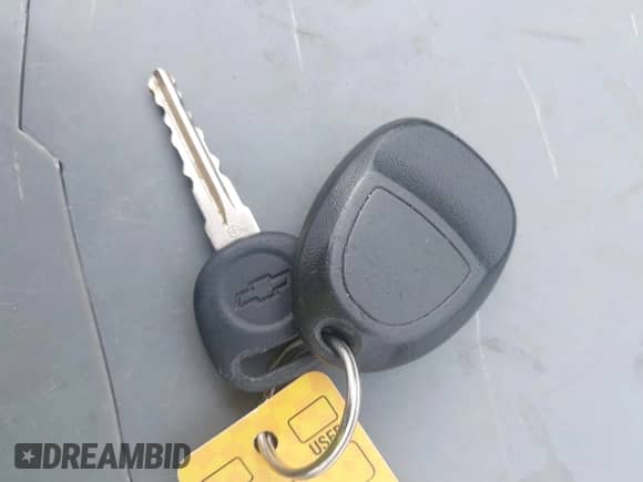 2008 Chevrolet Suburban LTZ с VIN 1GNFK16328R221447, выставлен на аукционе IAAI как лот 42727159 с пробегом 205 987 миль миль и . История ставок и продаж доступна на DreamBid. Изображение 11.
