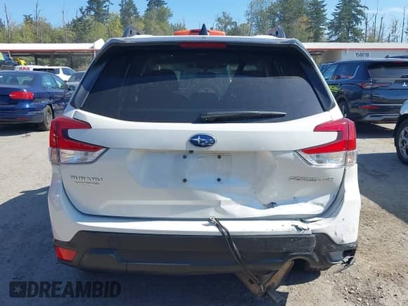 2024 Subaru Forester Premium z VIN JF2SKACC7RH419672, wystawiony jako IAAI lot #43147708 z przebiegiem 38 286 mil mil oraz . Historia ofert i sprzedaży dostępna na DreamBid. Obrazek 16.