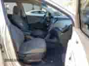 2015 Hyundai Santa Fe с VIN 5XYZT3LBXFG280591, выставлен на аукционе IAAI как лот 43333602 с пробегом 156 272 миль миль и . История ставок и продаж доступна на DreamBid. Изображение 5.