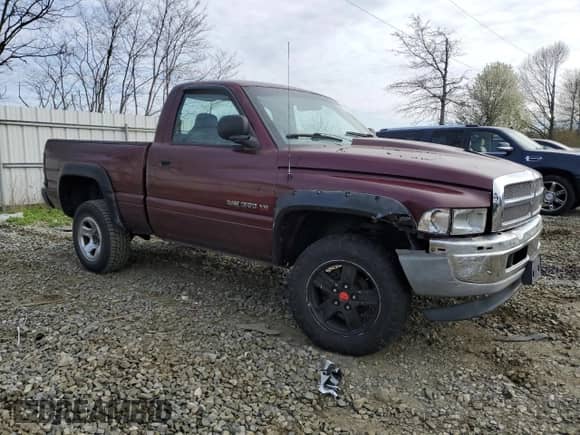 2001 Dodge 1500 z VIN 1B7HF16Y61S235366, wystawiony jako Copart lot #52591425 z przebiegiem 112 715 mil mil oraz Szkoda całkowita • Salvage title. Historia ofert i sprzedaży dostępna na DreamBid. Obrazek 4.