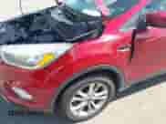 2017 Ford Escape SE с VIN 1FMCU9GD5HUA35244, выставлен на аукционе IAAI как лот 43194027 с пробегом 77 212 миль миль и . История ставок и продаж доступна на DreamBid. Изображение 6.
