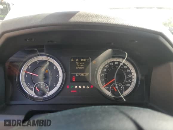 2018 Ram 1500 SLT z VIN 1C6RR6GG3JS303838, wystawiony jako Copart lot #64387815 z przebiegiem 137 099 mil mil oraz Szkoda całkowita • Salvage title. Historia ofert i sprzedaży dostępna na DreamBid. Obrazek 9.