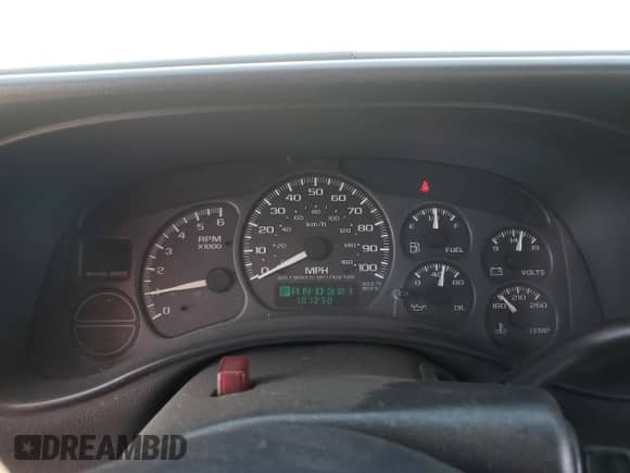 2002 Chevrolet Silverado 1500 с VIN 1GCEC14Z32Z313215, выставлен на аукционе Copart как лот 65159755 с пробегом 181 238 миль миль и Списание • Salvage title. История ставок и продаж доступна на DreamBid. Изображение 9.