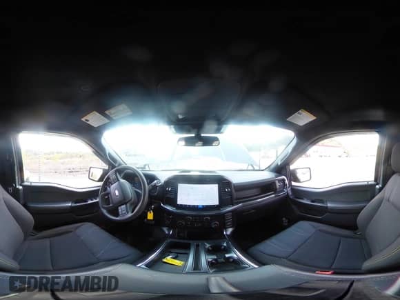 2024 Ford F-150 z VIN 1FTEX2LPXRKE72522, wystawiony jako IAAI lot #43256265 z przebiegiem 61 471 mil mil oraz . Historia ofert i sprzedaży dostępna na DreamBid. Obrazek 18.