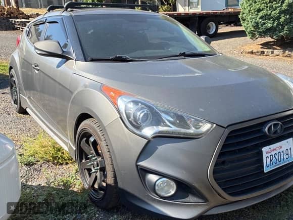 2013 Hyundai Veloster Turbo с VIN KMHTC6AE3DU097576, выставлен на аукционе Copart как лот 82102005 с пробегом 140 467 миль миль и Чистый • Clean title. История ставок и продаж доступна на DreamBid. Изображение 1.