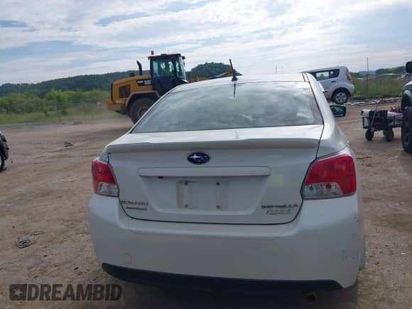 2015 Subaru Impreza Premium с VIN JF1GJAK63FH021024, выставлен на аукционе IAAI как лот 42749737 с пробегом 126 910 миль миль и . История ставок и продаж доступна на DreamBid. Изображение 16.