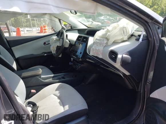 2019 Toyota Prius L Eco с VIN JTDKARFU8K3098278, выставлен на аукционе IAAI как лот 42390288 с пробегом 106 597 миль миль и . История ставок и продаж доступна на DreamBid. Изображение 5.