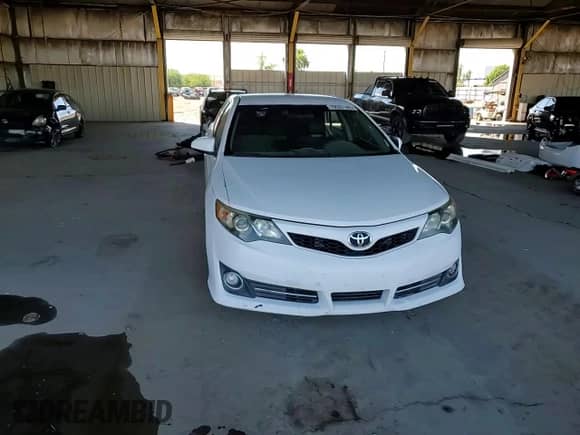 2014 Toyota Camry L с VIN 4T1BF1FK8EU322936, выставлен на аукционе Copart как лот 70527145 с пробегом 157 277 миль миль и Списание • Salvage title. История ставок и продаж доступна на DreamBid. Изображение 14.