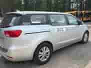 2017 Kia Sedona L с VIN KNDMA5C14H6284063, выставлен на аукционе Copart как лот 90040235 с пробегом 200 393 миль миль и Чистый • Clean title. История ставок и продаж доступна на DreamBid. Изображение 4.