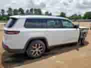 2023 Jeep Grand Cherokee Limited с VIN 1C4RJJBGXP8902669, выставлен на аукционе Copart как лот 64069305 с пробегом 28 912 миль миль и Списание • Salvage title. История ставок и продаж доступна на DreamBid. Изображение 3.