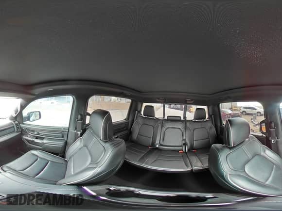 2023 Ram 1500 Limited z VIN 1C6SRFHT3PN656102, wystawiony jako Copart lot #67970455 z przebiegiem 23 619 mil mil oraz Szkoda całkowita • Salvage title. Historia ofert i sprzedaży dostępna na DreamBid. Obrazek 14.