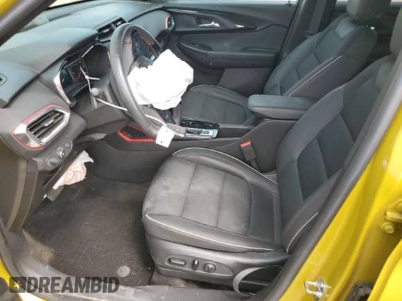 2023 Chevrolet TrailBlazer RS z VIN KL79MTSL8PB022988, wystawiony jako Copart lot #69246975 z przebiegiem 30 141 mil mil oraz Szkoda całkowita • Salvage title. Historia ofert i sprzedaży dostępna na DreamBid. Obrazek 7.