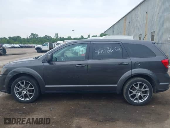 2018 Dodge Journey GT with VIN 3C4PDDEG0JT389503, listed as a IAAI auction lot 42502652 with 82,489 mi miles and . Bid and sale history available at DreamBid. Image 14.